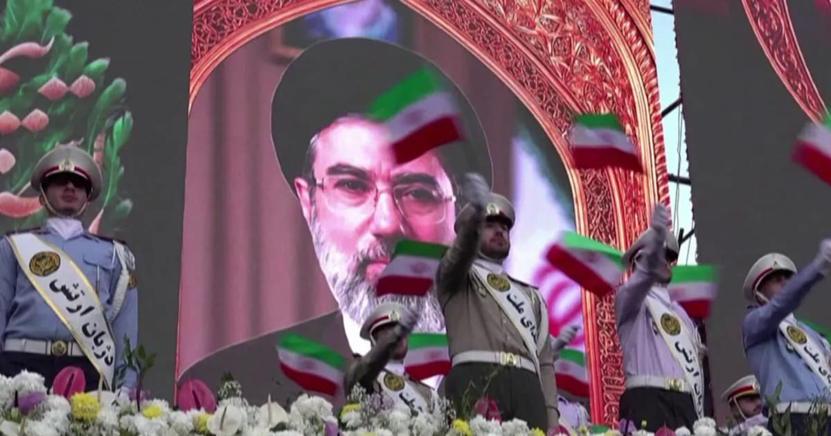 Pro-government rally in Tehran demands end to US threats
