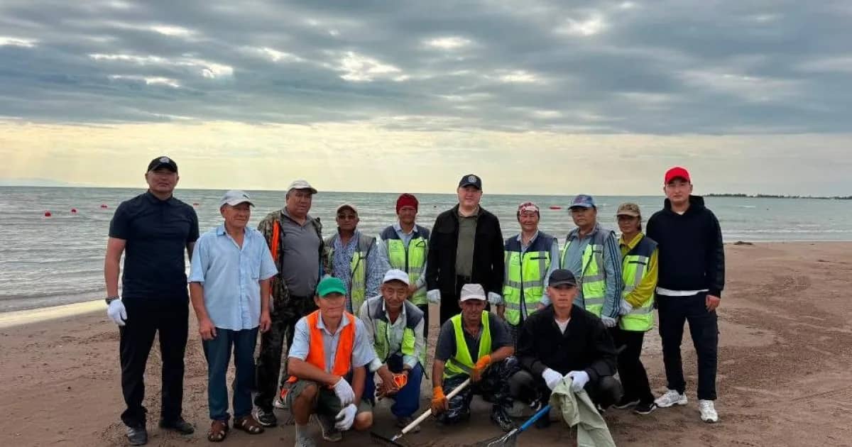 Akim of Almaty Region Had Breakfast with Municipal Workers