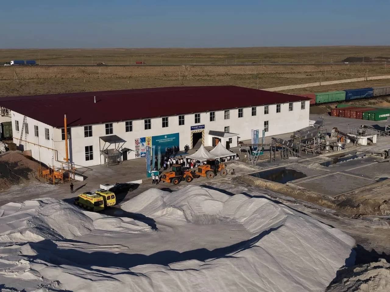 High-grade salt plant opens in Aral district
