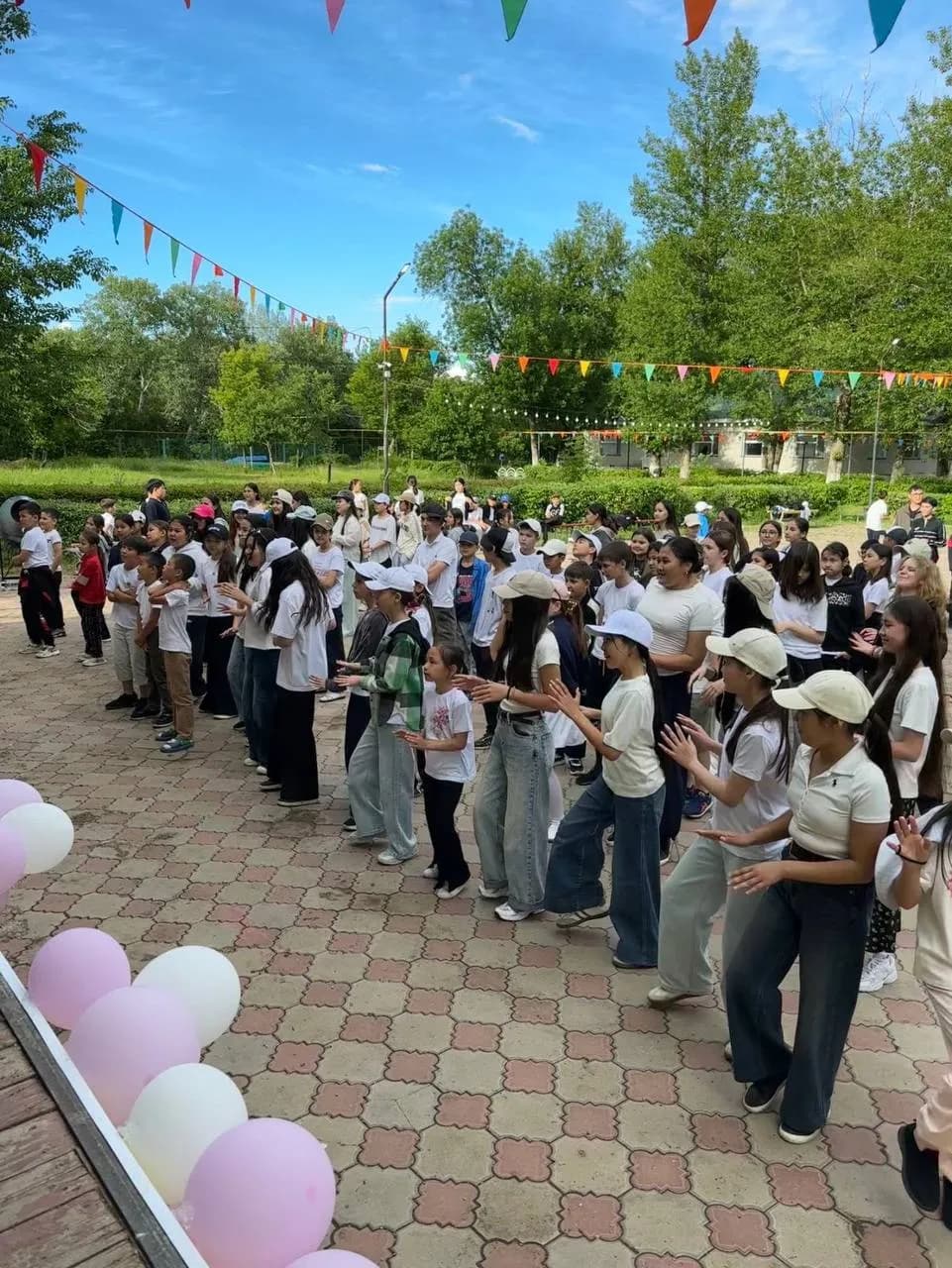 Орал қаласында балалар арасында жол-көлік оқиғаларының алдын алуға бағытталған профилактикалық іс-шара өтті
