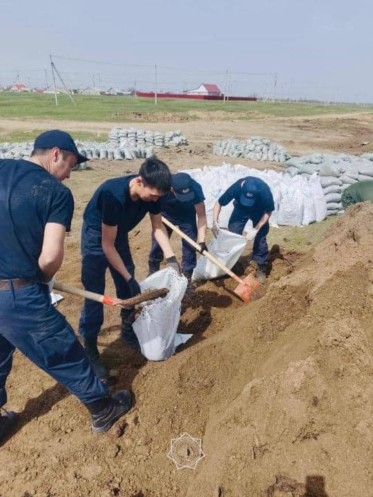 БҚО-да 13 мыңнан астам адам қауіпсіз жерге көшірілді