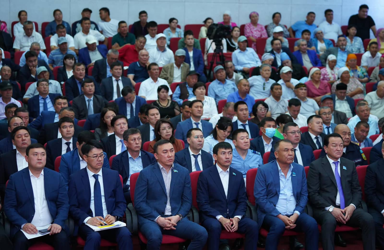Қазығұрттағы жұмыстарды жандандыру мәселелері талқыланды