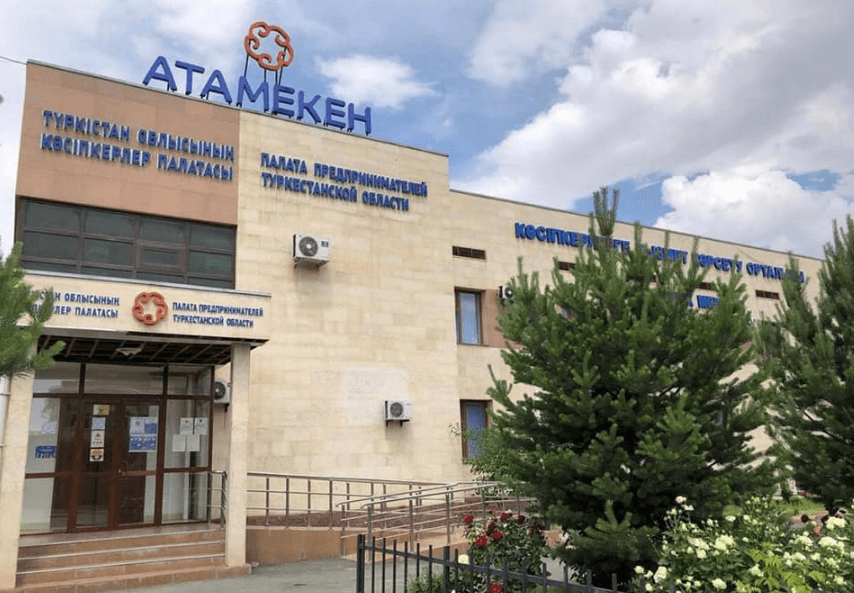 Түркістан облысында төрт жүзге жуық әйел кәсіпкерлікпен айналысу жайында кеңес алды