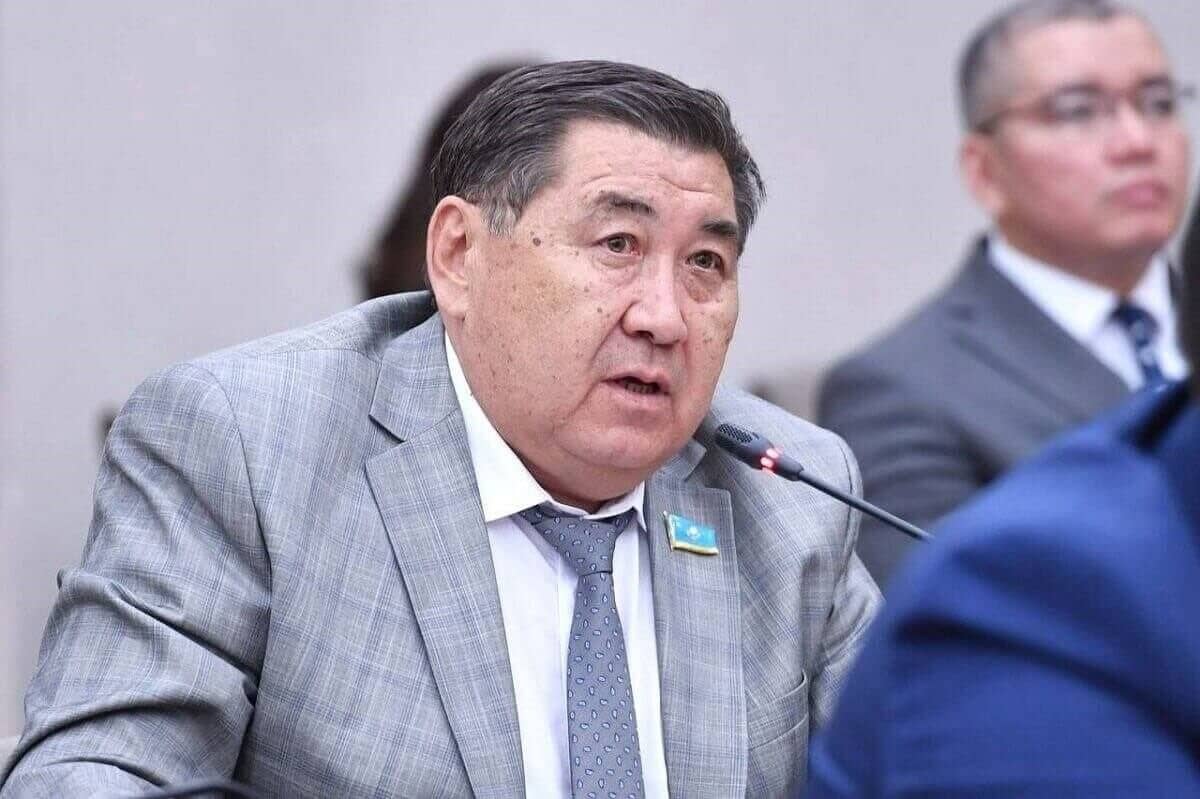 Соғыс болады: Депутат Бапи қорғаныс министрлігіне ашуланды
