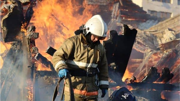 15 мың рет өрт сөндіруге барған: Түркістанда 24 құтқарушы арнайы төсбелгімен марапатталды