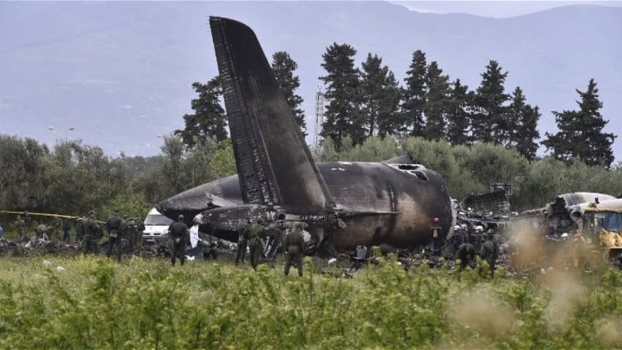 46 адам қаза тапты: Әскери ұшақ апатқа ұшырады