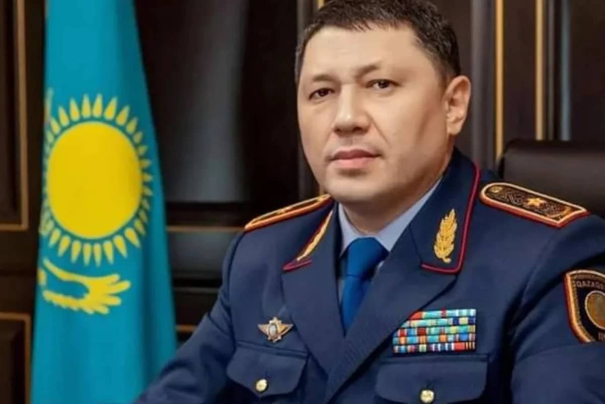 Алаяқтар Қазақстанның ІІМ Ержан Саденовтың суретін пайдаланған