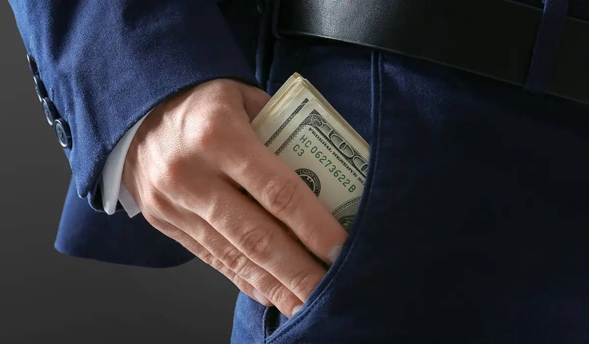 Шенеунік 272 млн теңгені жымқырған - Ақтөбе көшелері таңбасыз қалған