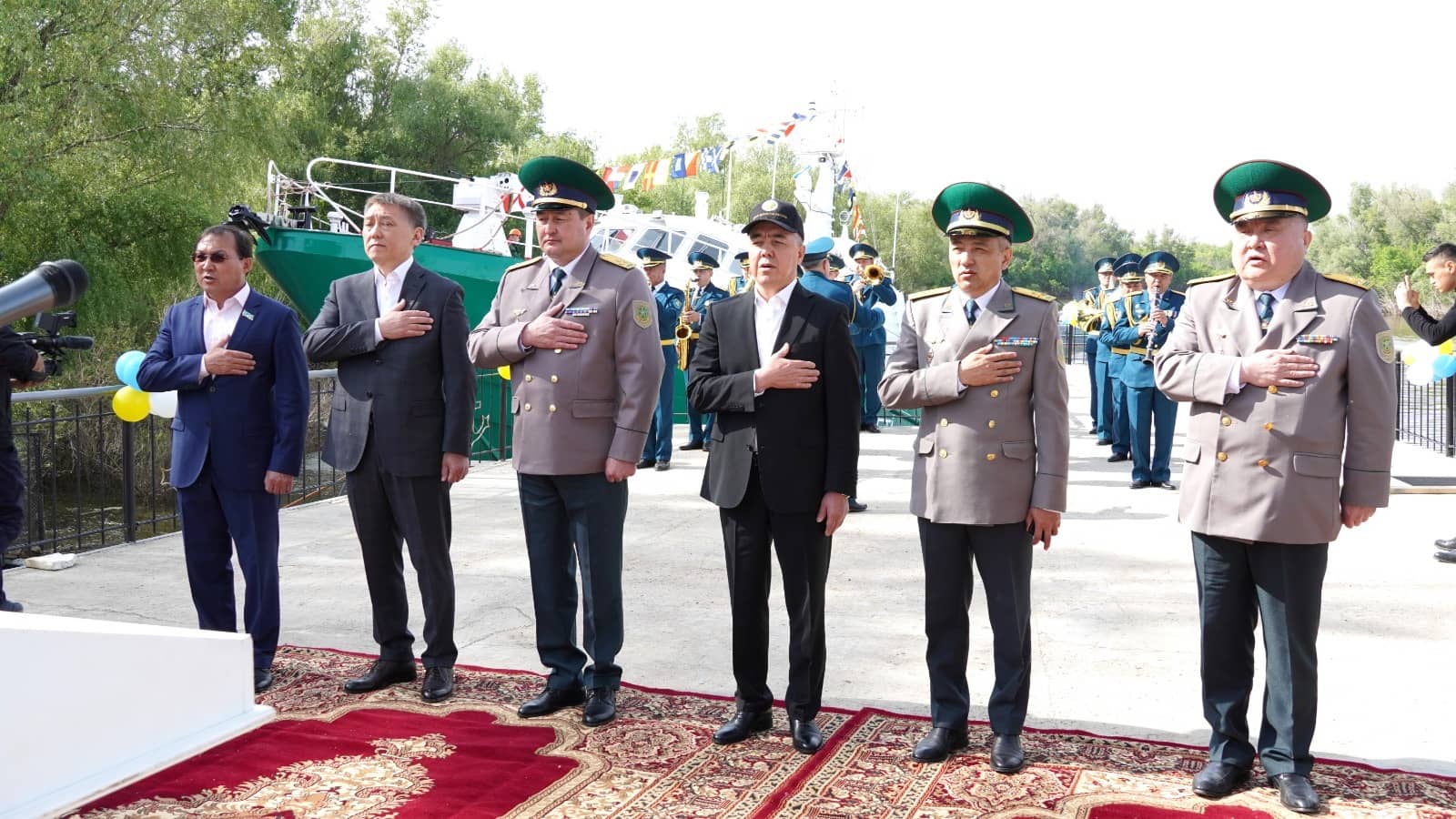 Оралда жаңа «Семей» күзет кемесі суға жіберілді
