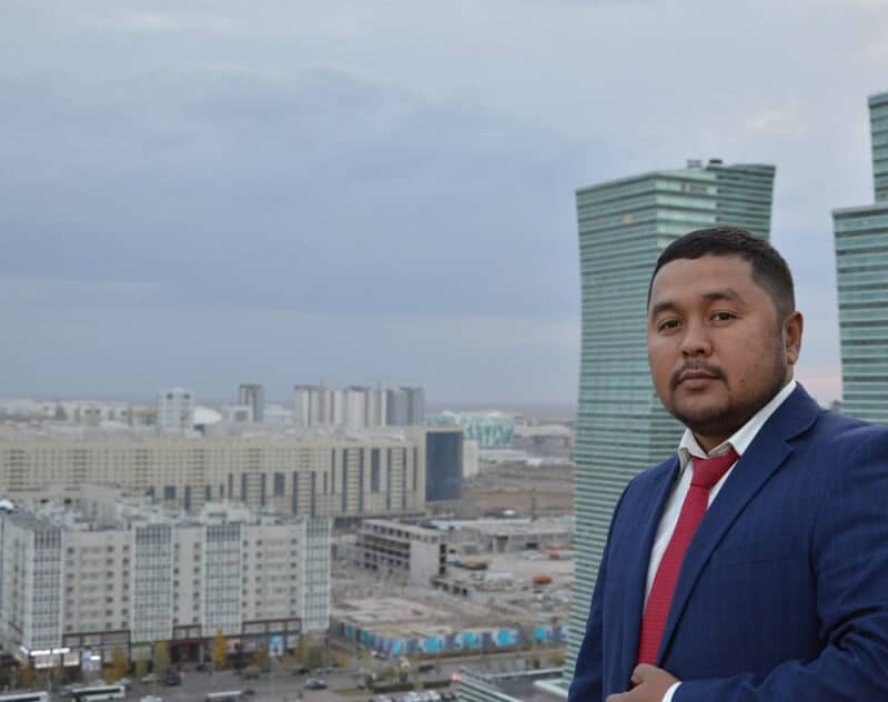 «Бар айыбым ел пайызсыз өмір сүрсін дегенім»: қамауда жатқан Көңілбай Шүкеновтың хаты жарияланды