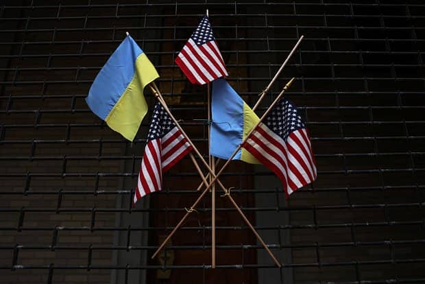 АҚШ пен Украина табиғи ресурстар жөнінде келісімге келді: Вашингтон бұл мәміледен не ұтады?