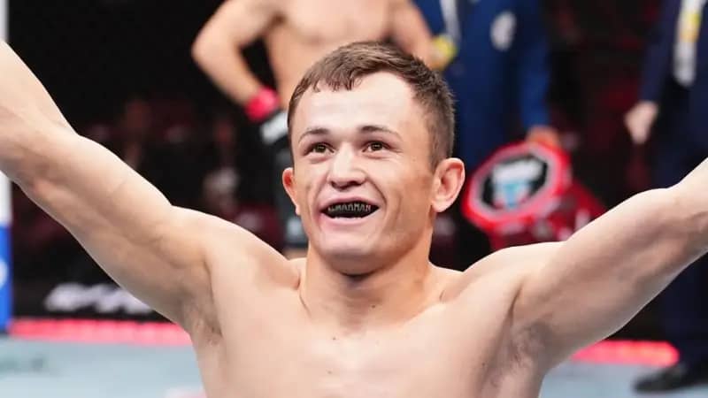Бекзат Алмахан UFC тарихындағы Қазақстан үшін ең жылдам нокаутты жасады