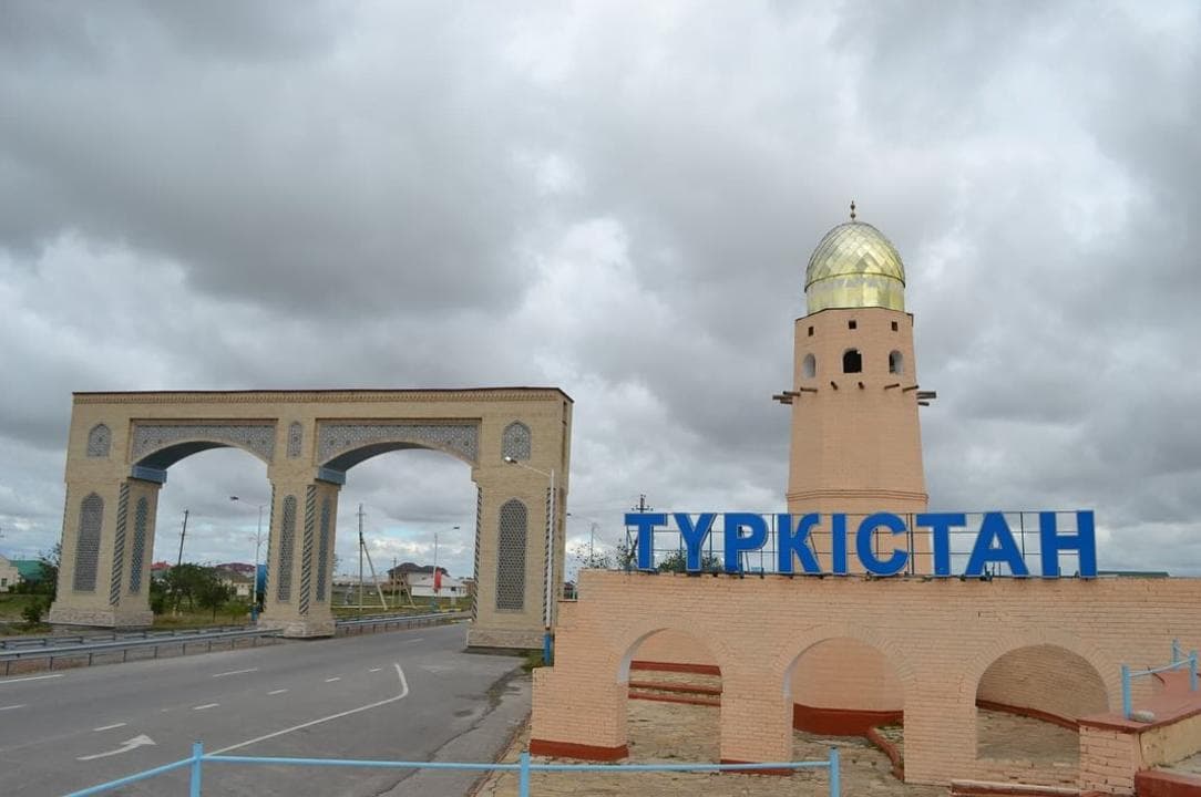 ТҮРКІСТАН ОБЛЫСЫНЫҢ ҚҰРЫЛҒАНЫНА 7 ЖЫЛ ТОЛДЫ