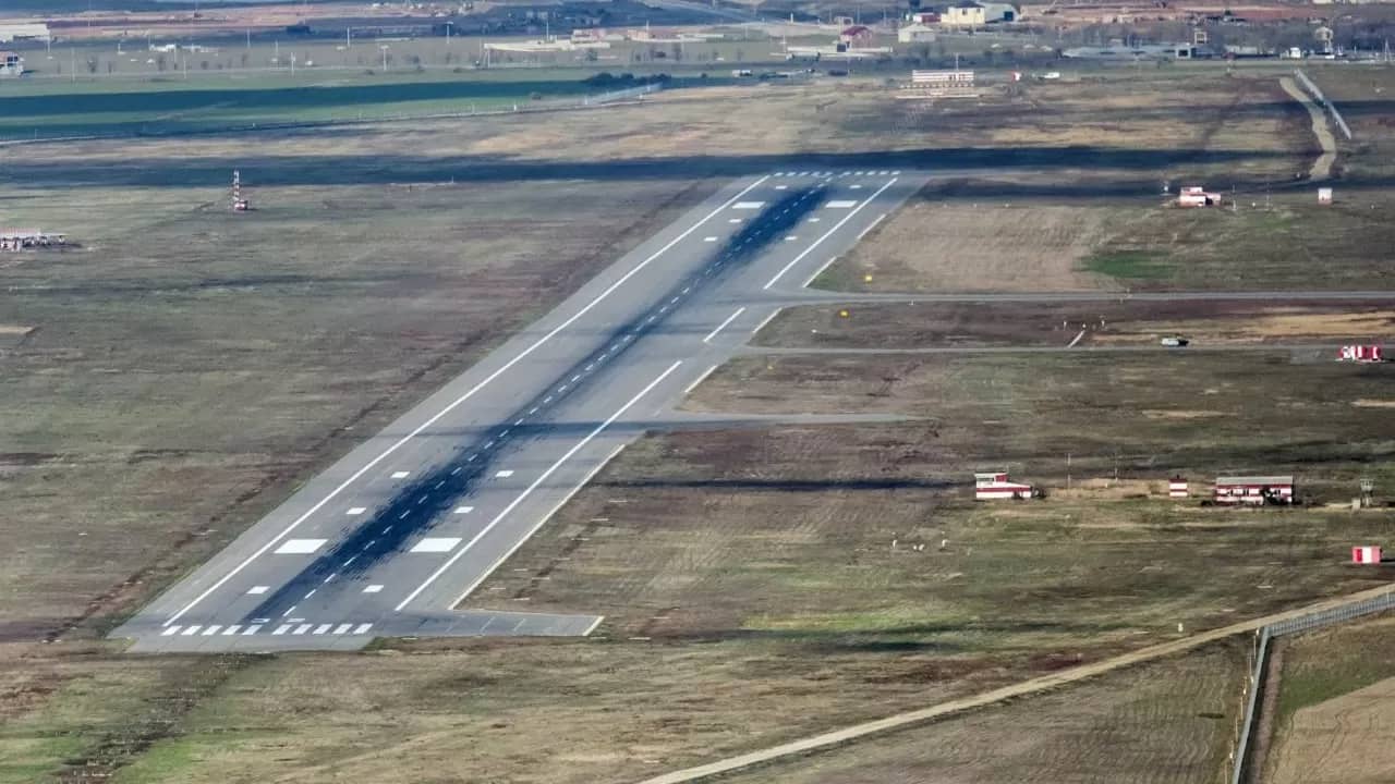 Каспий үстінде ресейлік ұшақ SOS сигналы беріп, Махачкалаға шұғыл қонды