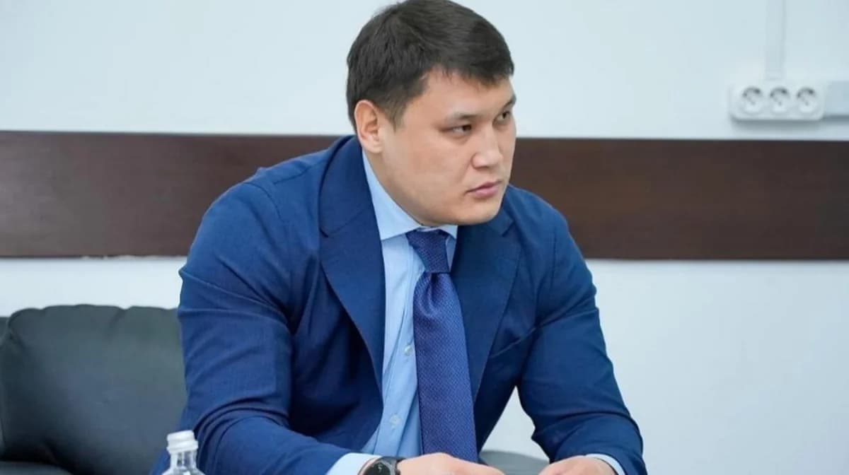 Шымкенттегі атышулы оқиға: Руслан Берденов алғаш рет сотта жауап беріп жатыр