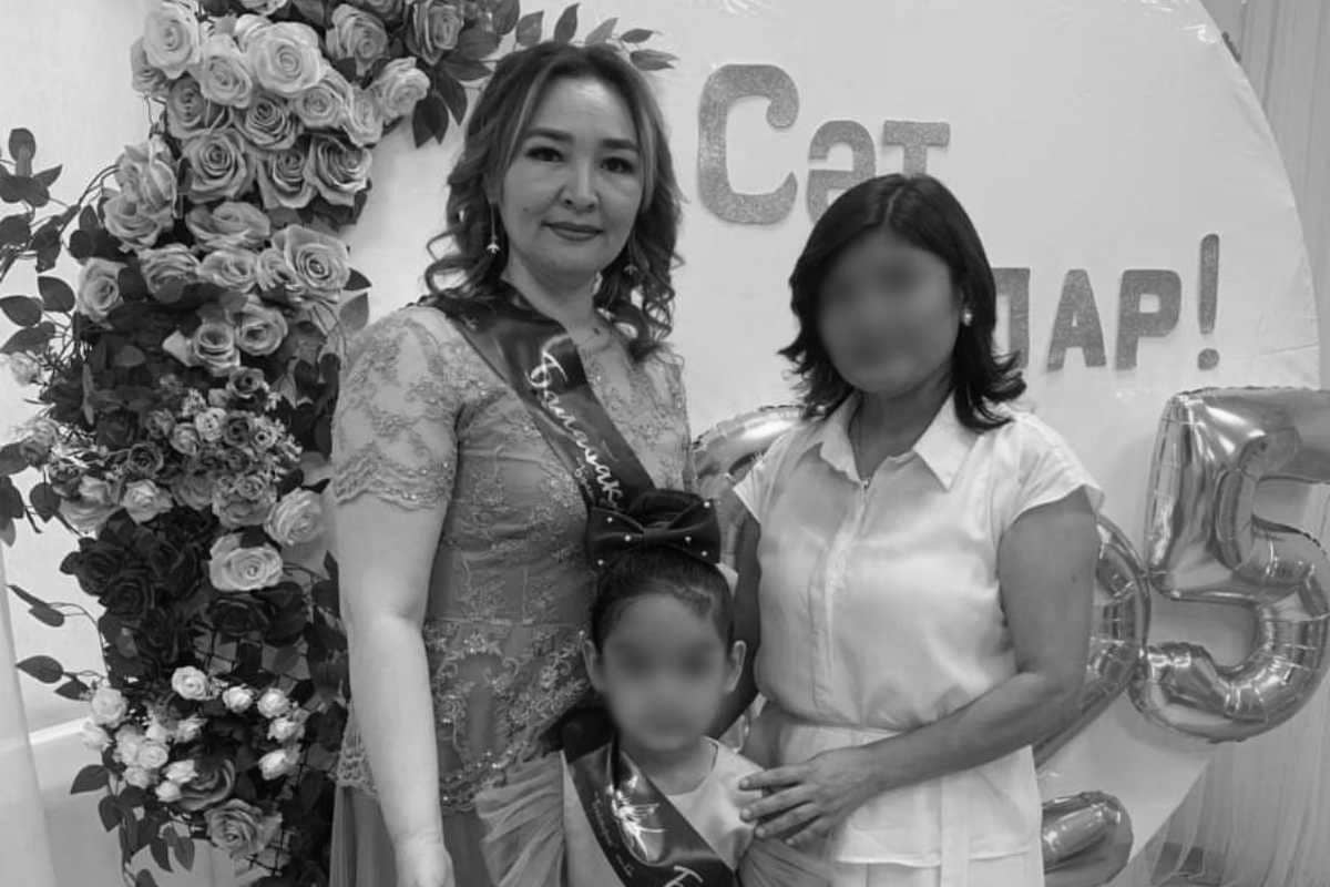 «Екі қыз анасыз қалды»: Атырауда ер адам әйелін ұрып өлтірді деген күдікке ілінді