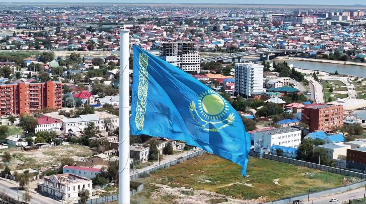 Атырау облысында Конституция күніне орай 27 мың азаматқа әлеуметтік көмек беріледі