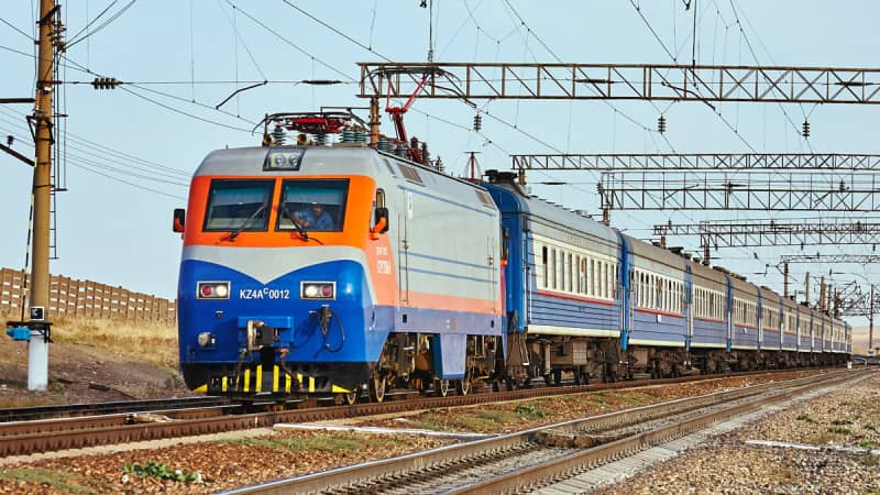ҚТЖ жеке фирмалардың жұмысын тежегені үшін 1,42 млрд теңге айыппұл төледі