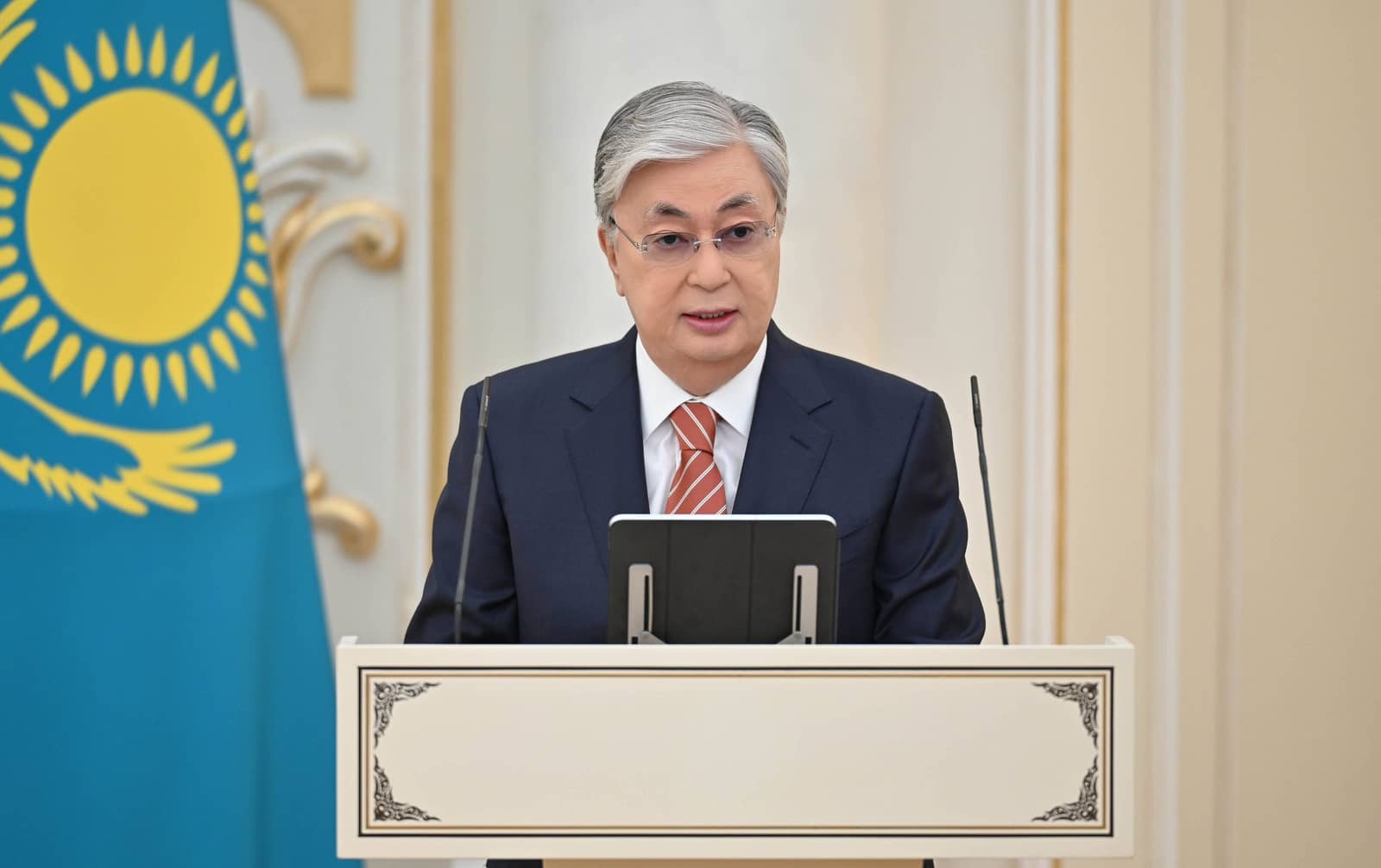 Мемлекет басшысы елді «Отбасы күнімен» құттықтады