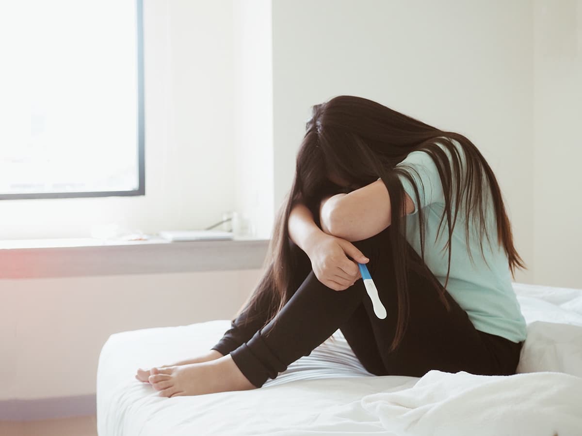 Жамбыл облысында 15 жастағы қыз босанды: Күдікке әскери адам ілінді
