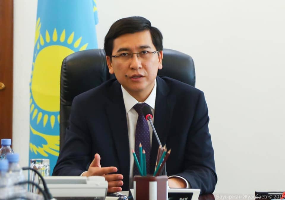 "Мұғалімді пост жазуға немесе блог жүргізуге мәжбүрлеуге болмайды": Аймағамбетов үндеу жасады