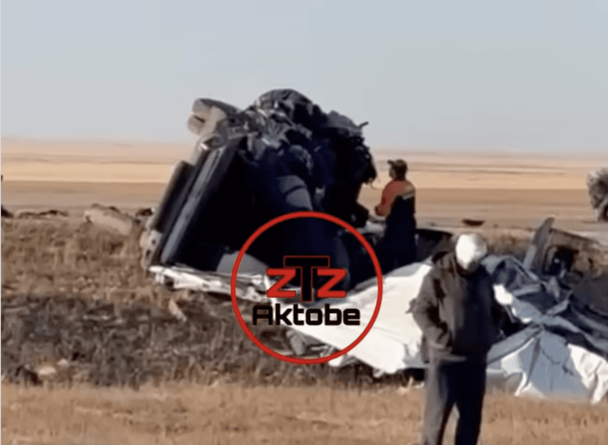 Ақтөбе облысында жантүршігерлік жол апатынан 12 адамның өмірі қиылды