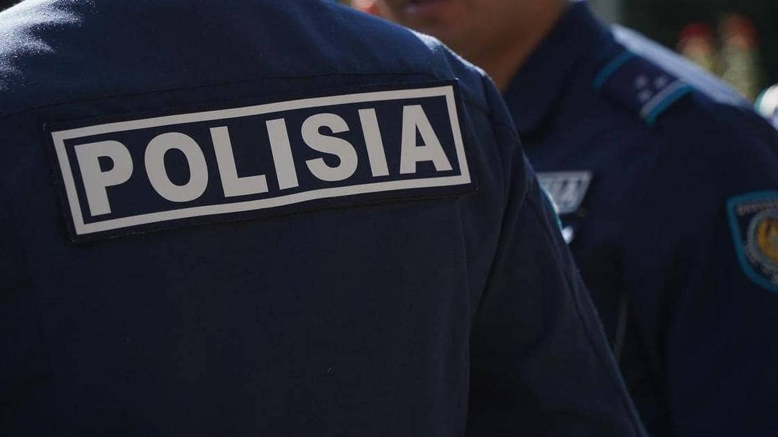 25 жастағы полицей пара алып, сотталып кетті
