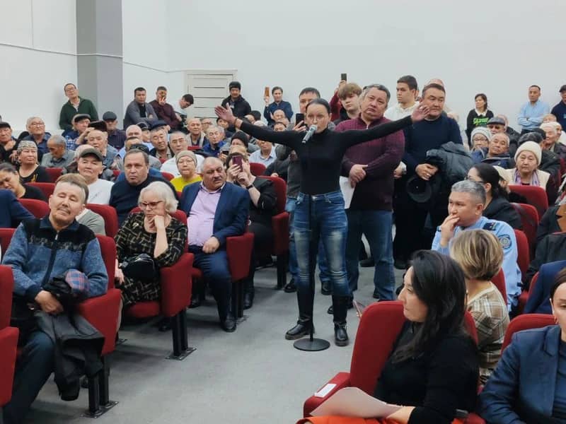Рудныйдағы шу: «Қаланы біз сыйладық» деп айқайлаған кім?