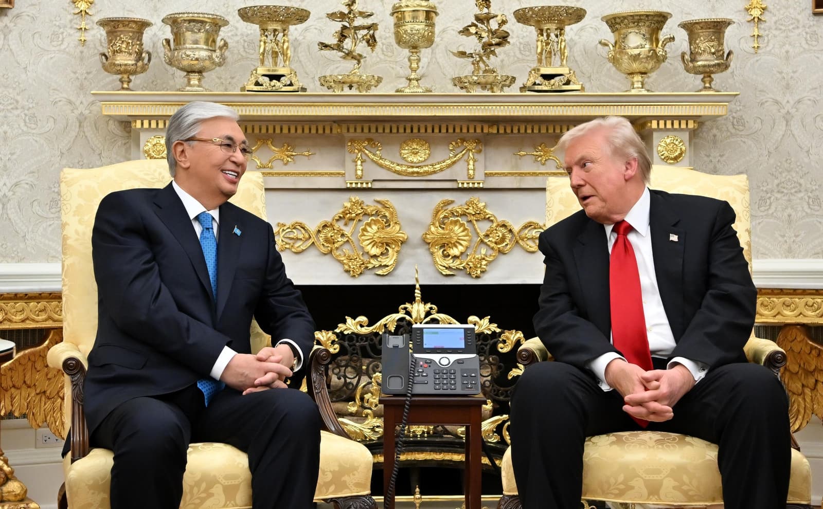 Тоқаев пен Трамп келіссөз жүргізді