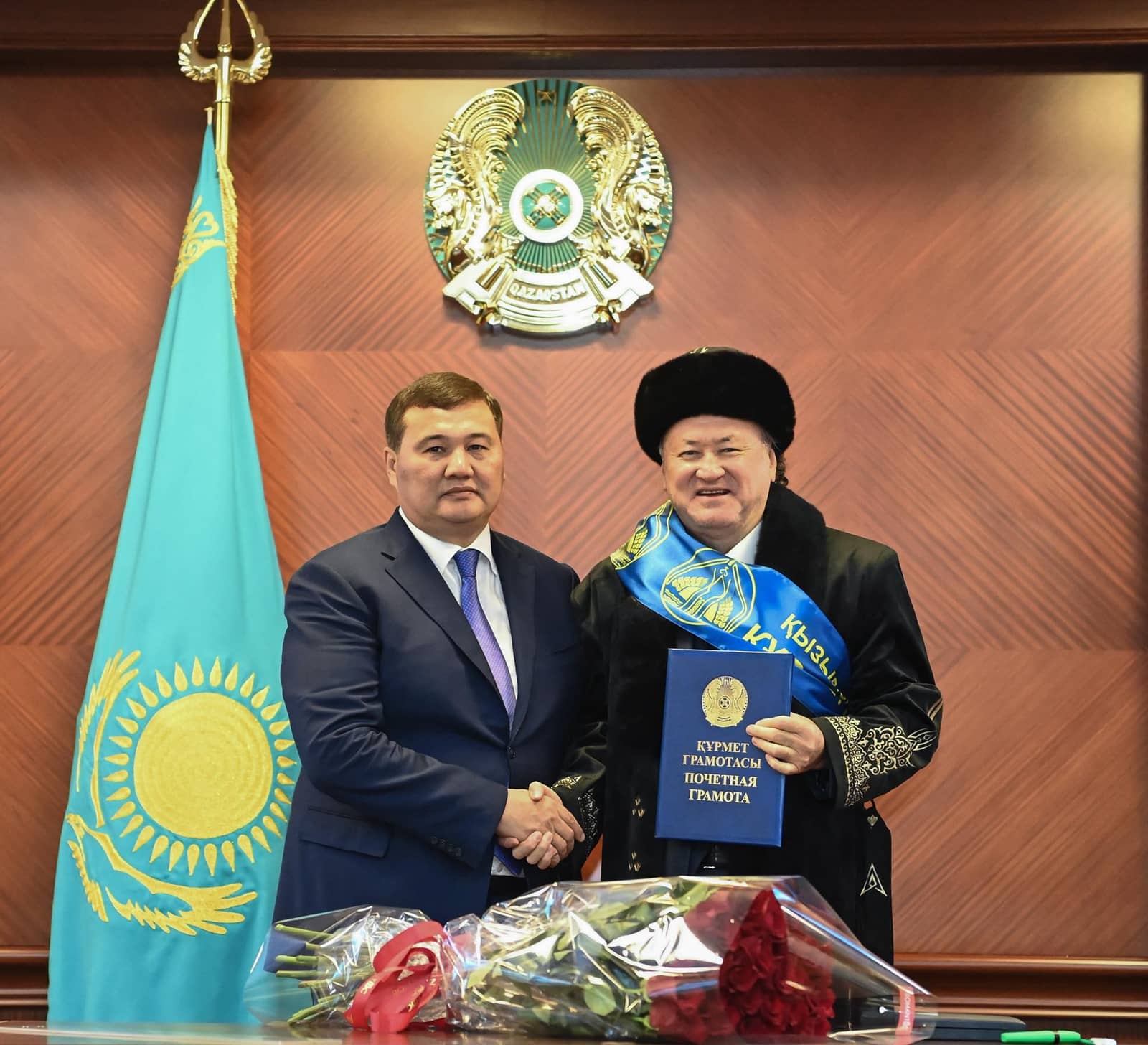 Қызылорда облысының әкімі Нұрлыбек Нәлібаев Мұхтар Құл-Мұхаммедпен кездесті