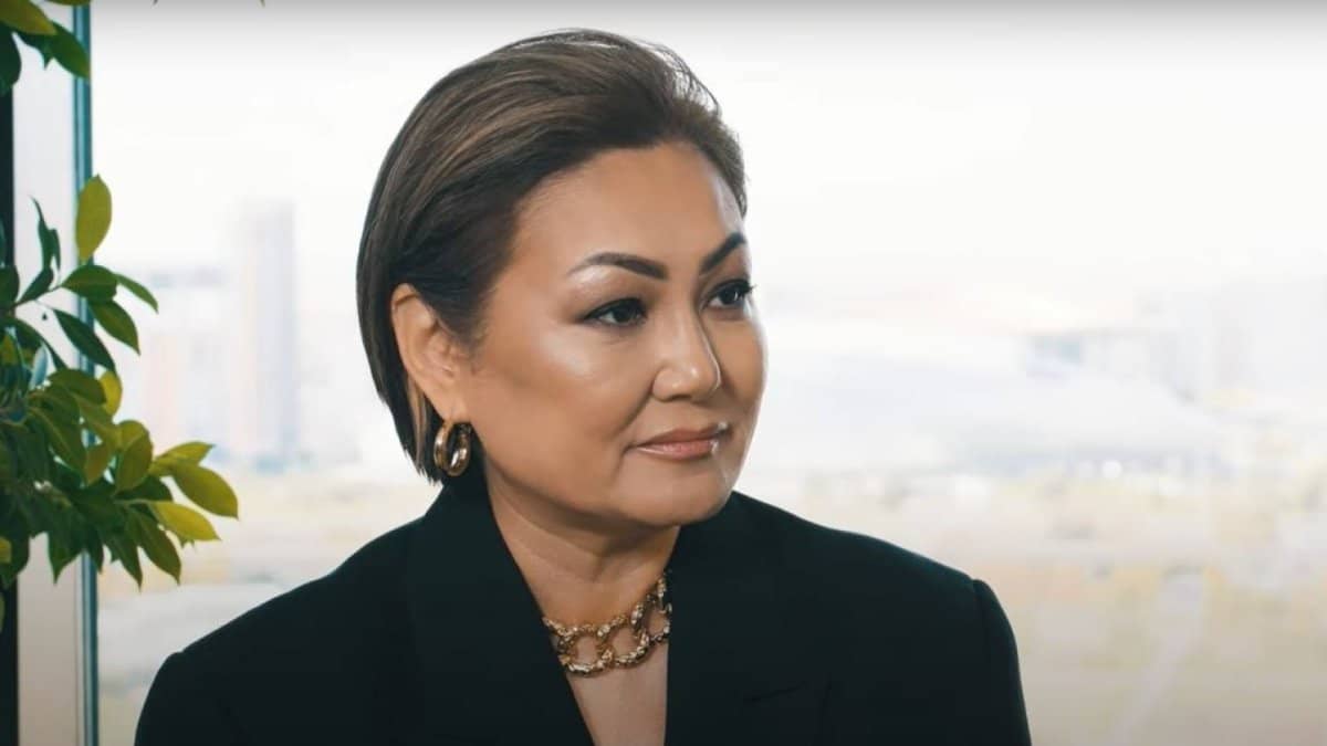Дана Нұржігіт: «50-ден кейін де әйел өзін жақсы көруі керек»