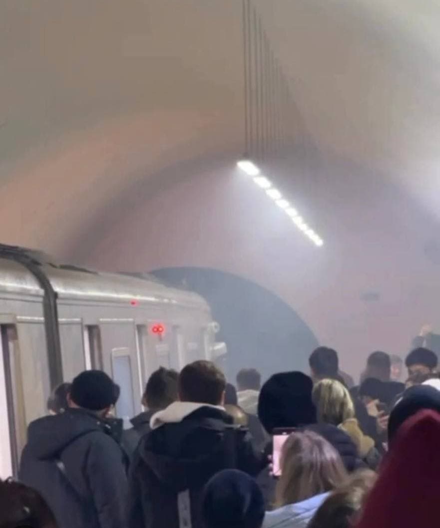Алматы метросында түтін мен күйік иісі сезіліп, пойыз қозғалысы уақытша тоқтатылды