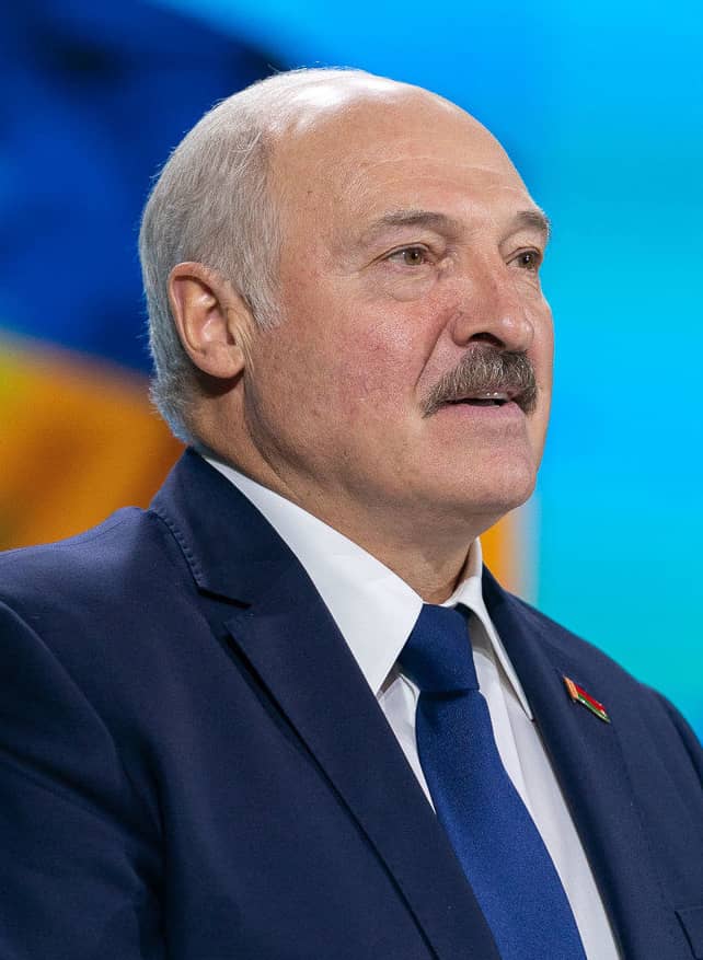 Лукашенко тағы 22 адамды рақымшылықпен босатты: арасында 15 әйел бар