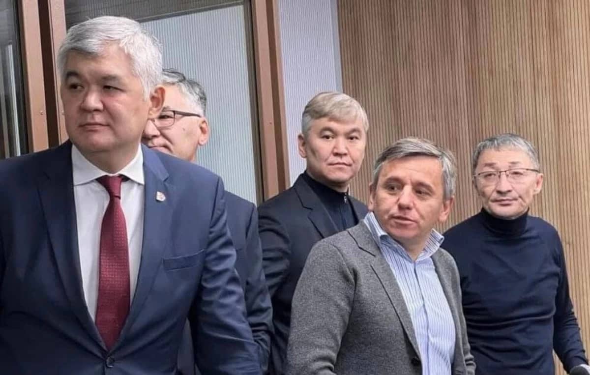 «Қаржыны жымқырды деп үстімнен іс қозғалды»: Елжан Біртанов денсаулыққа арналған платформаның әлі күнге іске қосылмағанын сынады