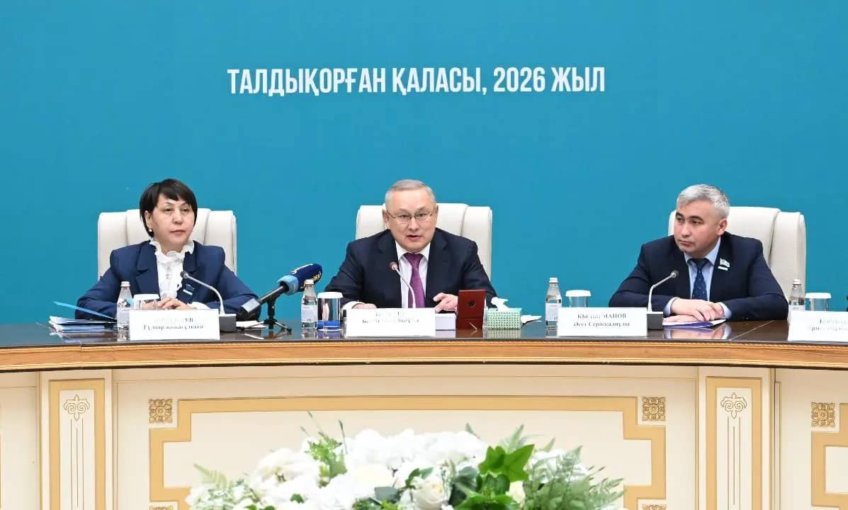 Бейбит Исабаев провел встречу по обсуждению проекта новой Конституции