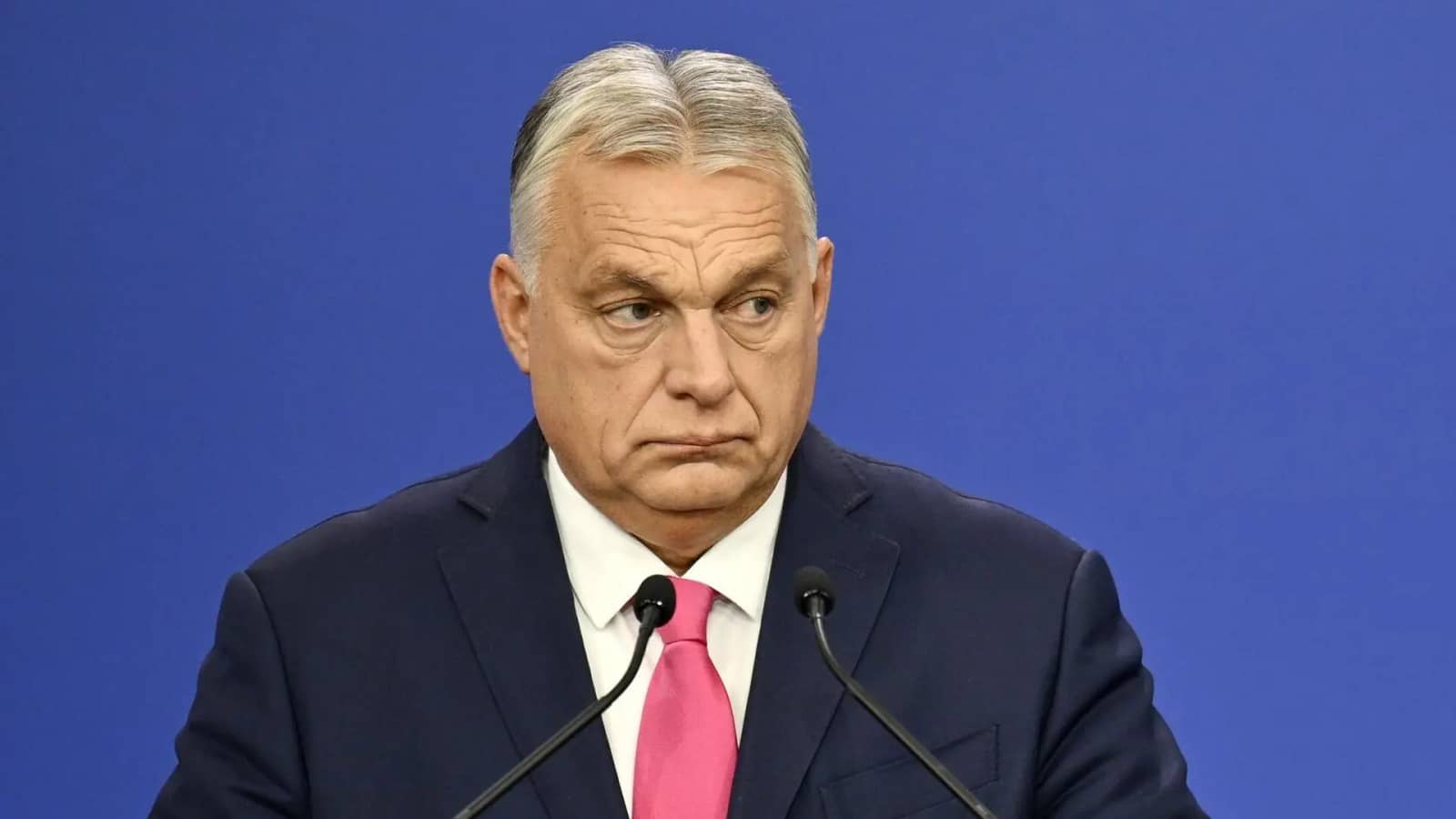Венгрияны 16 жыл басқарған Орбан сайлауда жеңіліп қалды: оппозиция жеңіске жетті
