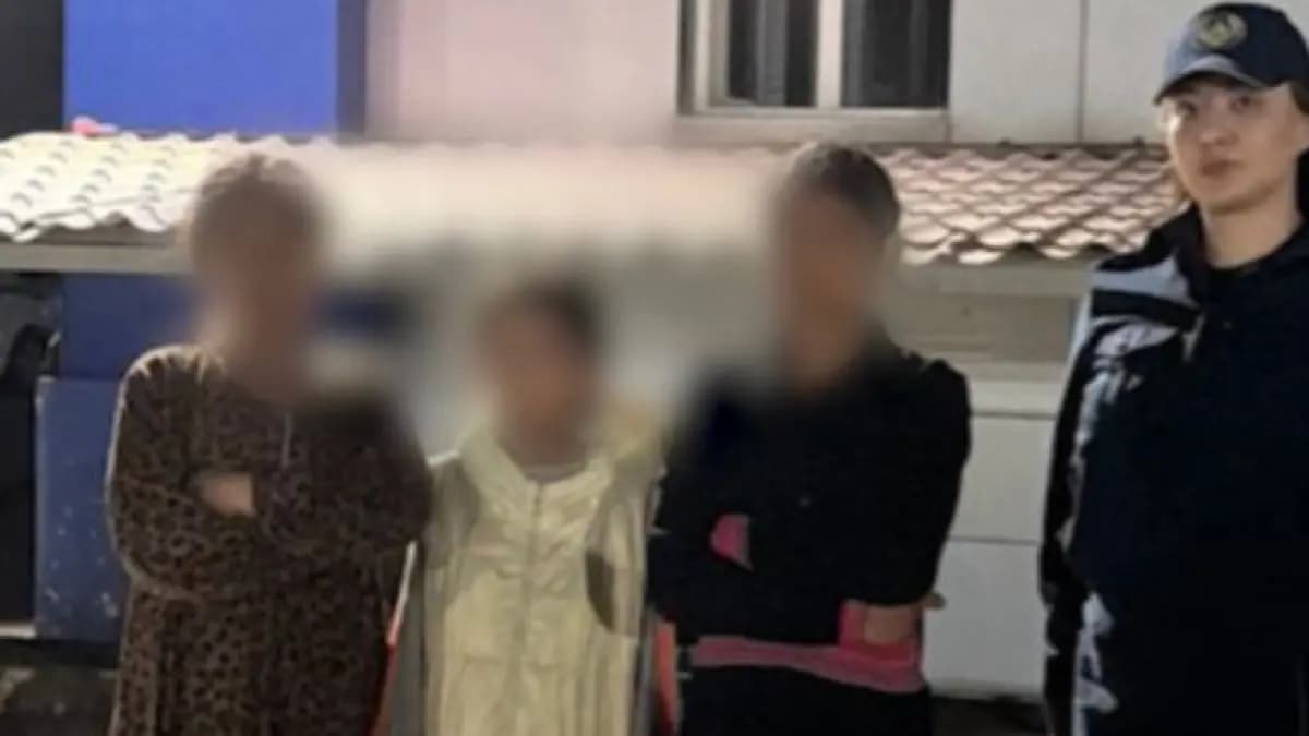 Жасөспірім қыздардың ерсі қылығы: Алматыда адамдарға шабуыл жасаған тәжік қыздары болып шықты