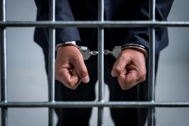 Қытайда банктің экс вице-төрағасы өлім жазасына кесілді