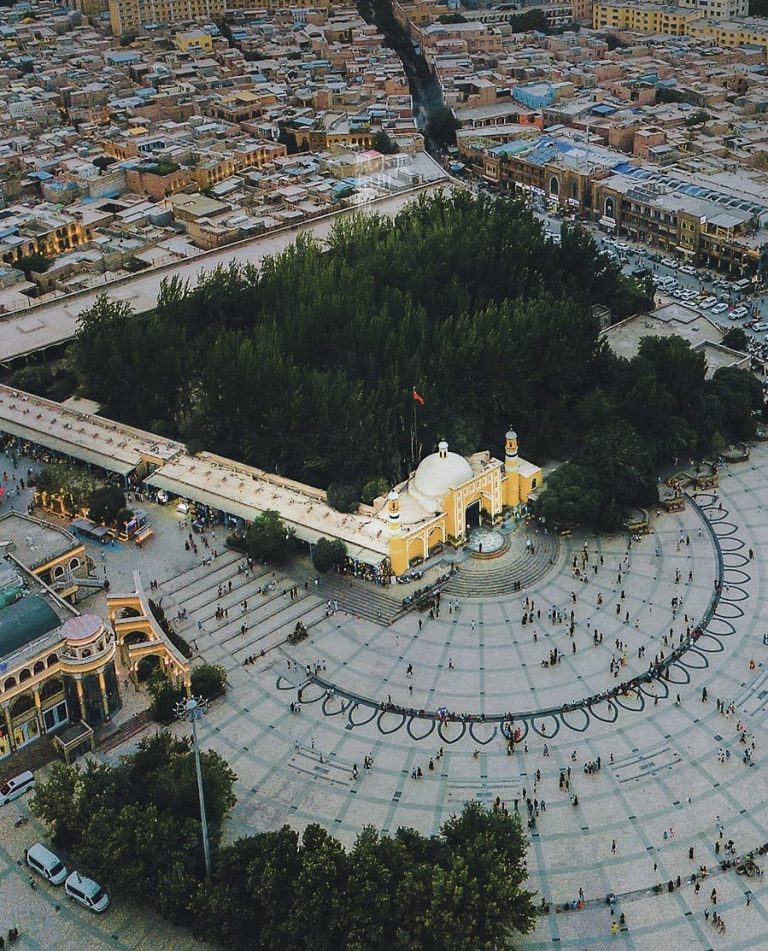 VI ғасырлық Ид Ках мешіті. Қарияларға қамқорлық. Шығыс медицинасының құдіреті: Қытай қиырдағы Қашғарияны қалай дамытты