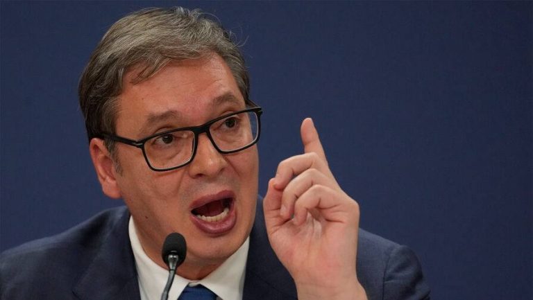 Сербия Президенті Александр Вучич: «Мен диктатор емеспін» деп, келесі сайлауға түспейтінін мәлімдеді