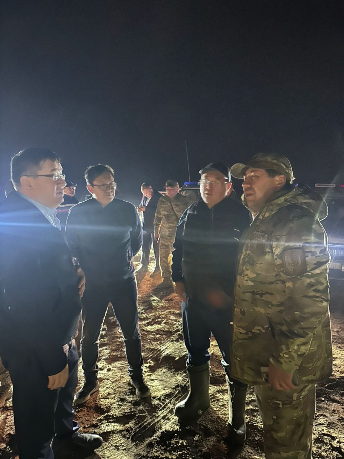 Алматы облысының әкімі қоқыс полигонындағы өрт орнына барды