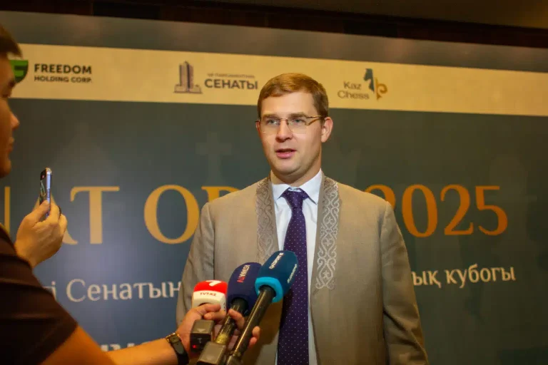 Тимур Турлов: Қазақстанды жоғары инфляция мен теңгенің әлсіреуі күтіп тұр