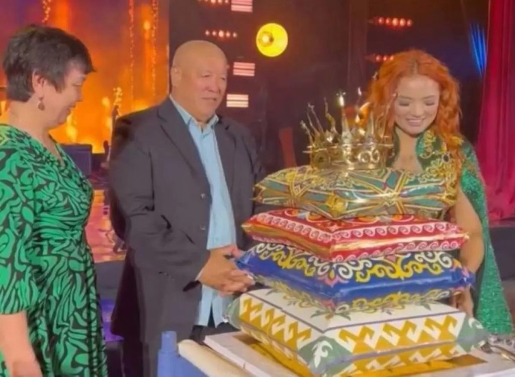 За клевету в соцсетях блогеру придется выплатить кондитеру 200 тысяч тенге