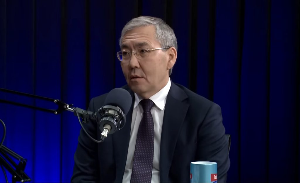 «Реформа» немесе «Тесік жамау»? Экономист үкіметтің сәтсіз шешімдері туралы ащы шындықты айтты