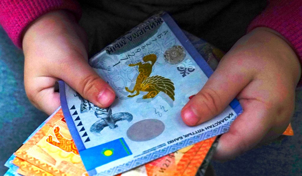 2026 жылдан бастап Қазақстандықтардың жасырын табысы жаңа әдіспен анықталады