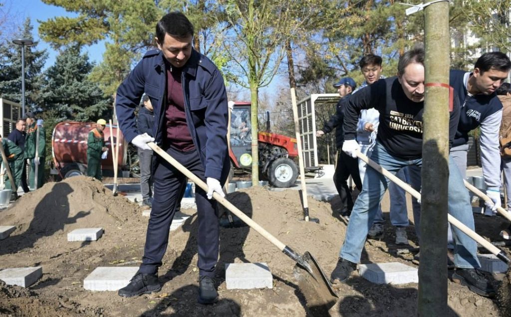 35 жоғары оқу орны, 150 іс-шара, 40 мың студент: Алматы Студенттер күнін қалай атап өтіп жатыр