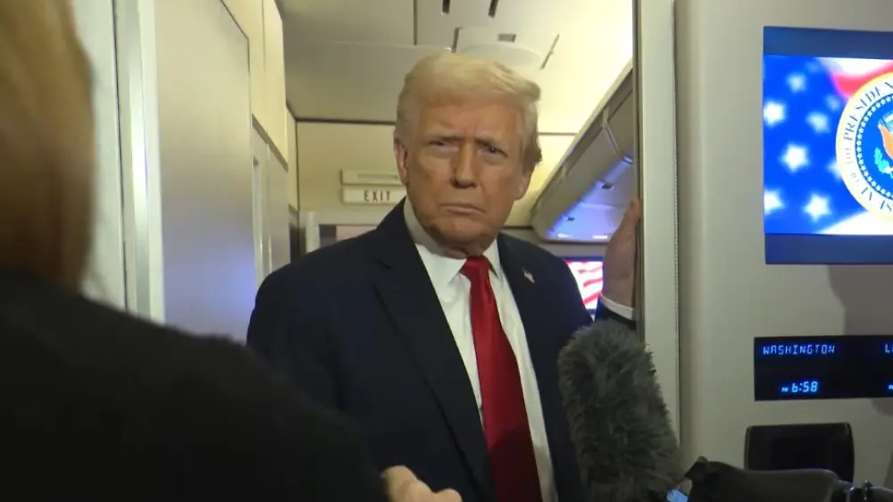 Ресми: Трамптың өкілдері Мәскеу мен Киевке шұғыл аттанды